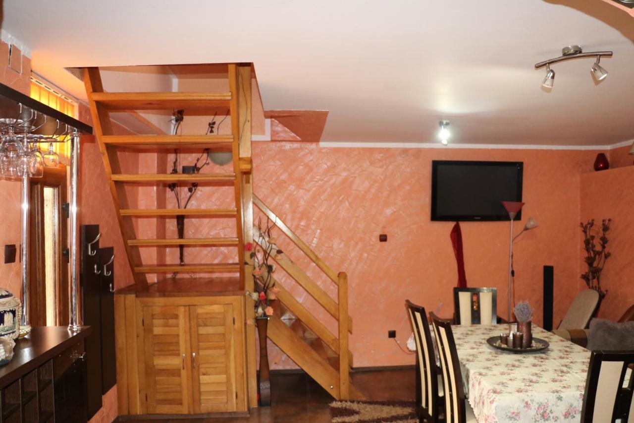 Făgăraş Amelia House酒店 外观 照片