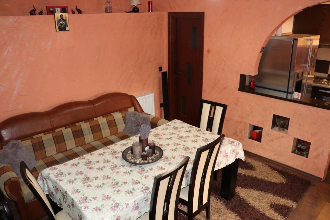 Făgăraş Amelia House酒店 外观 照片
